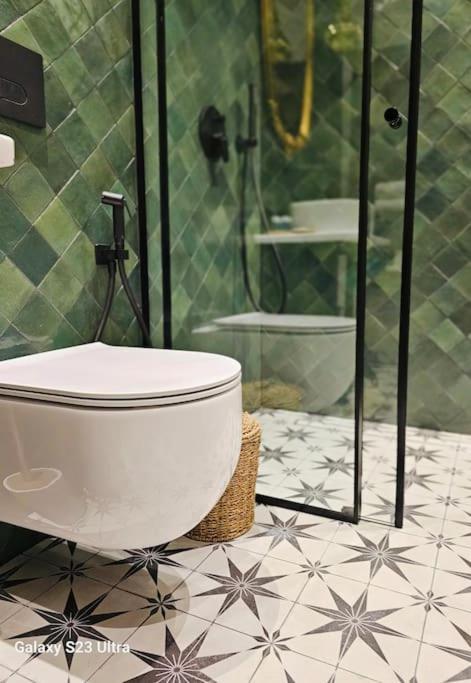 Novi'S Luxury Apartment 2 Gjirokastër المظهر الخارجي الصورة