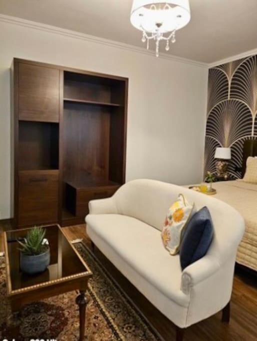 Novi'S Luxury Apartment 2 Gjirokastër المظهر الخارجي الصورة