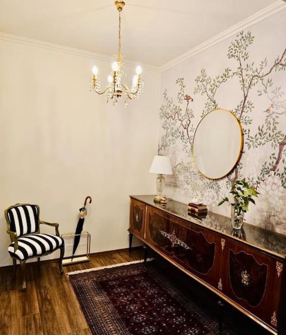 Novi'S Luxury Apartment 2 Gjirokastër المظهر الخارجي الصورة