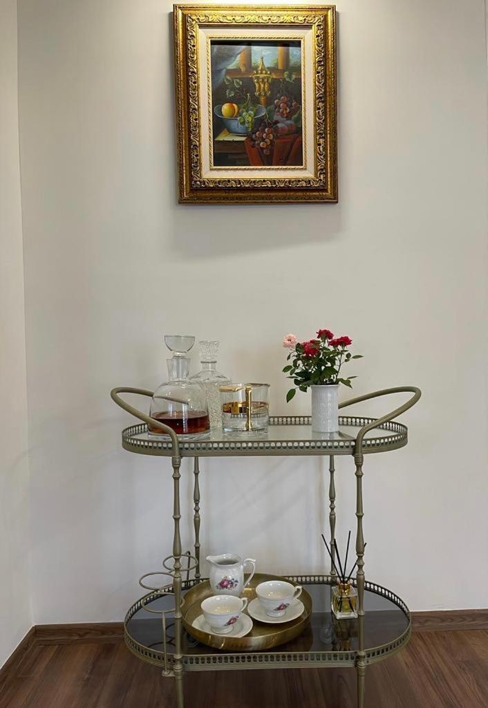 Novi'S Luxury Apartment 2 Gjirokastër المظهر الخارجي الصورة